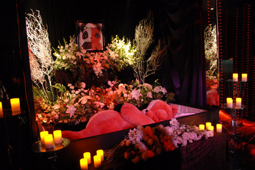 Nagi Noda's funeral for Nyanpanda at Le Baron de Paris in June.