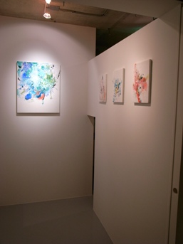 And don’t forget Adachi’s new works on paper. Displaying natural forms combined with artificial colors, they filled the gallery to the brim.