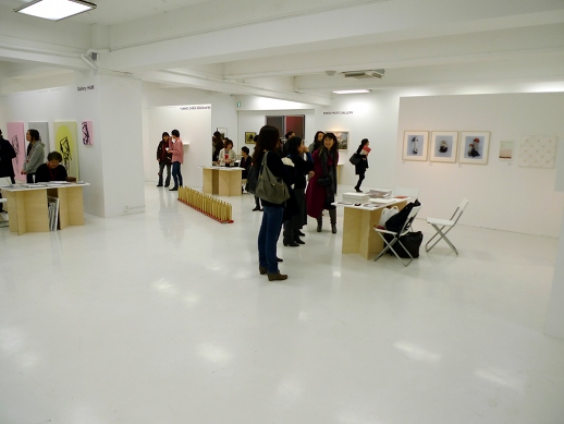 Much of what makes Frontline different from other Japanese art fairs is its 'exhibition sales area': open spaces and installations rather than dreaded booths.