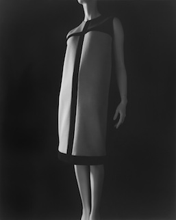 Hiroshi Sugimoto, 'Stylized Sculpture 008 (Yves Saint-Laurent 1965)' (2007)
Gelatin silver print 149.2 x 119.4cm