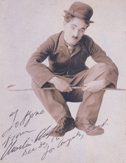 チャップリンが高野虎市へ宛てたサイン入りポートレート（1916年）