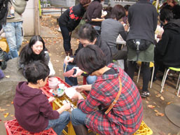 Many people who live in the area were spotted among the crowd of participants at the open-air tea ceremony.