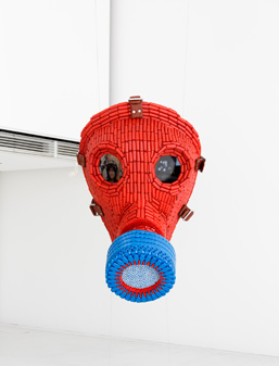 スネハシシュ・マイティ《Mask》2012年
© Louis Vuitton / Jérémie Souteyrat Courtesy of Espace Louis Vuitton Tokyo