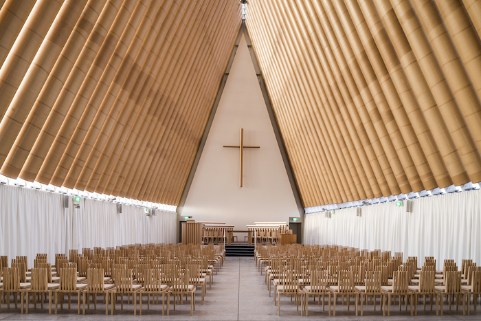 建築資材に紙が用いられたニュージーランドの教会